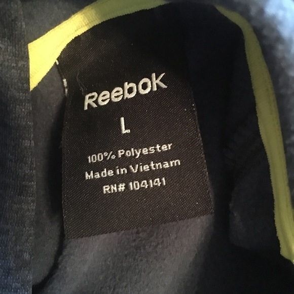 Reebok pullover hoodie size large - Picture 2 of 3